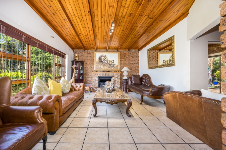 4 Bedroom Property for Sale in Sonnekuil Western Cape